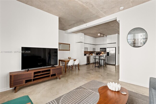 Building Photo - 234 NE 3rd St