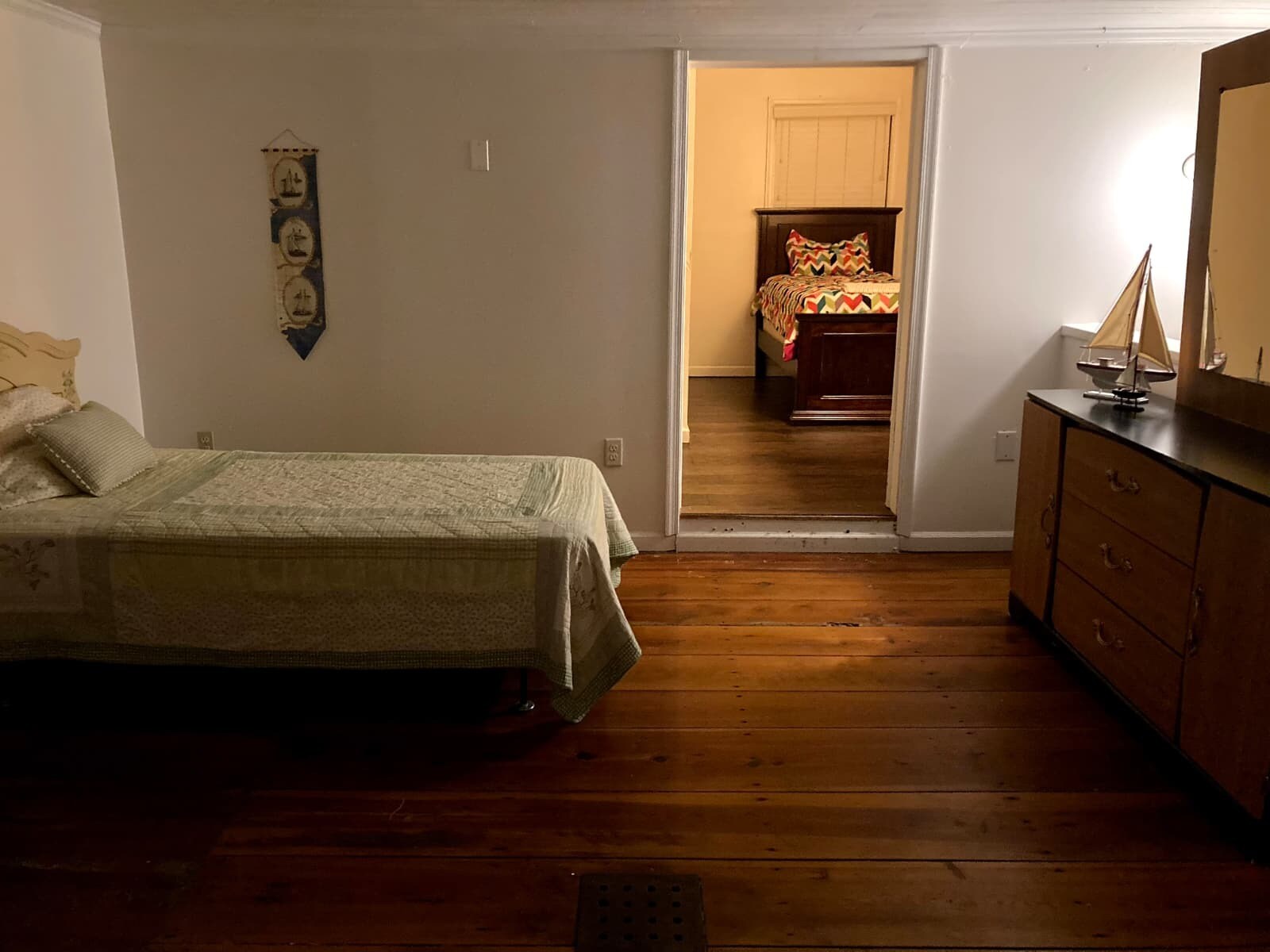 Building Photo - 1132 Shanghai Rd