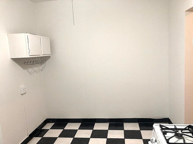 Building Photo - 6045 JFK Blvd E