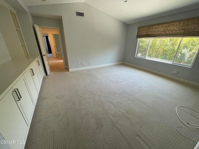 Building Photo - 29104 Laro Dr