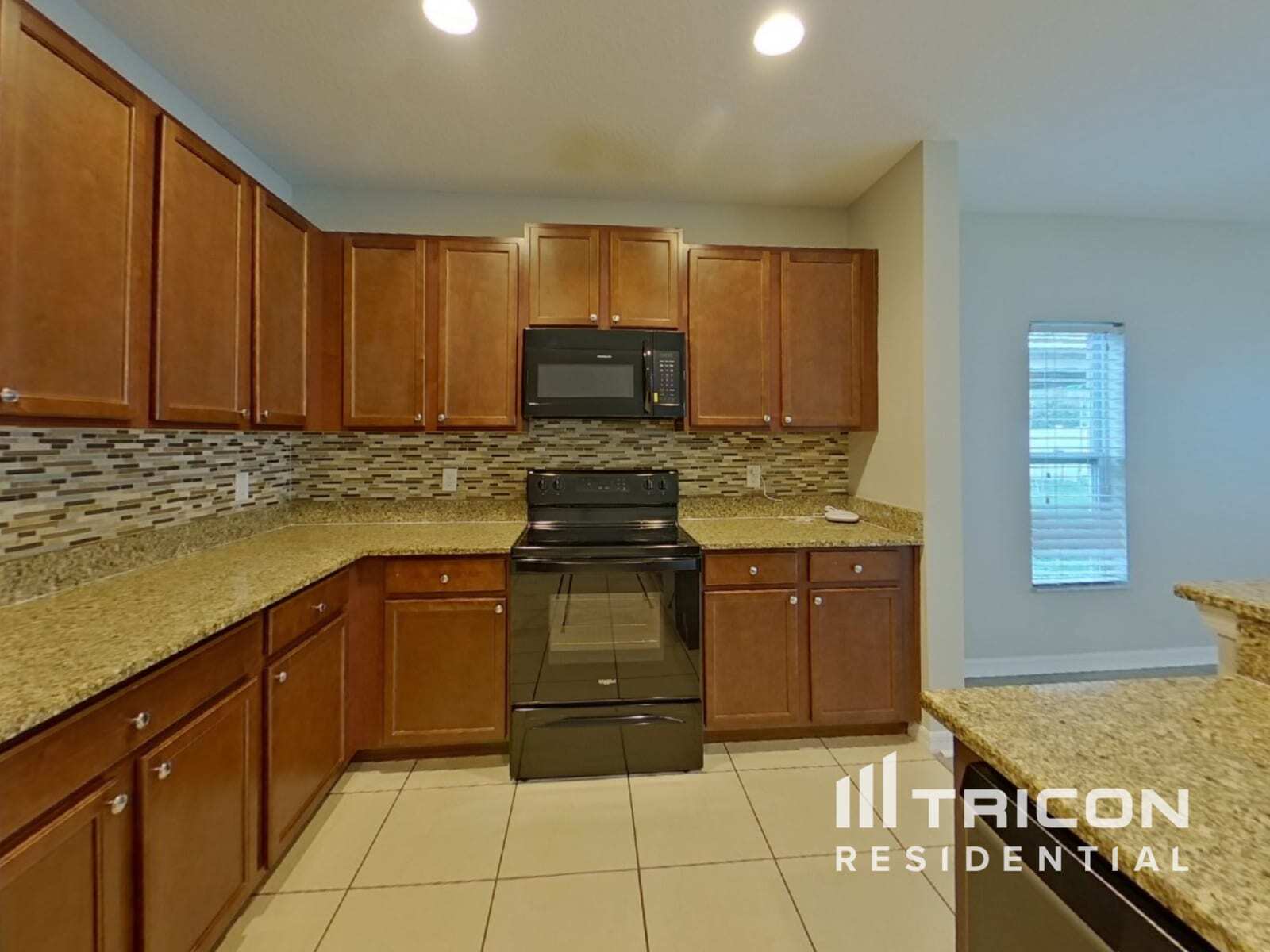 Building Photo - 4925 Rockvale Dr