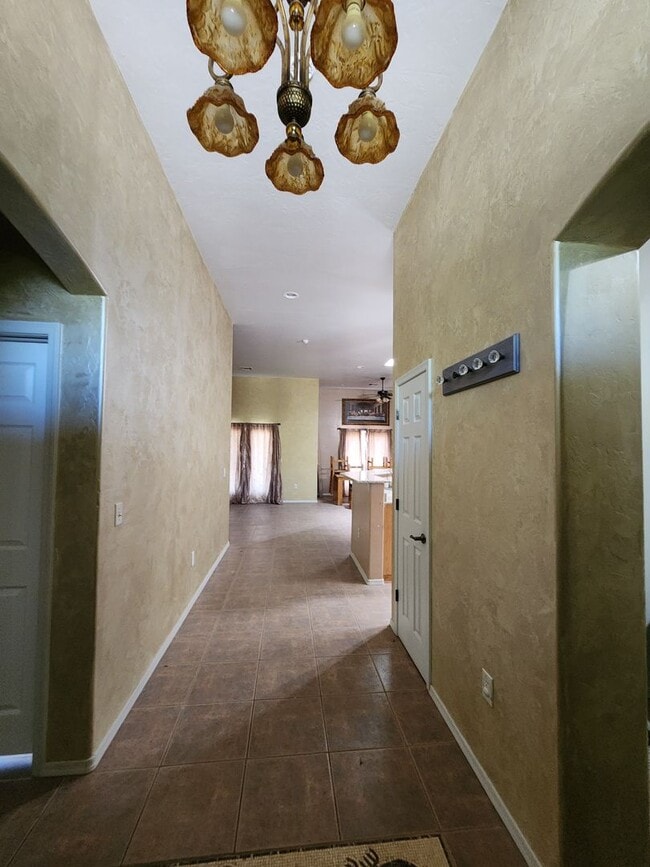 Building Photo - large home in douglas with guest house 1050 Rochine Rd
