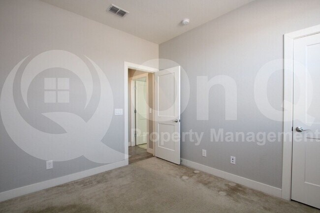 Building Photo - 23157 E Camina Buena Vista