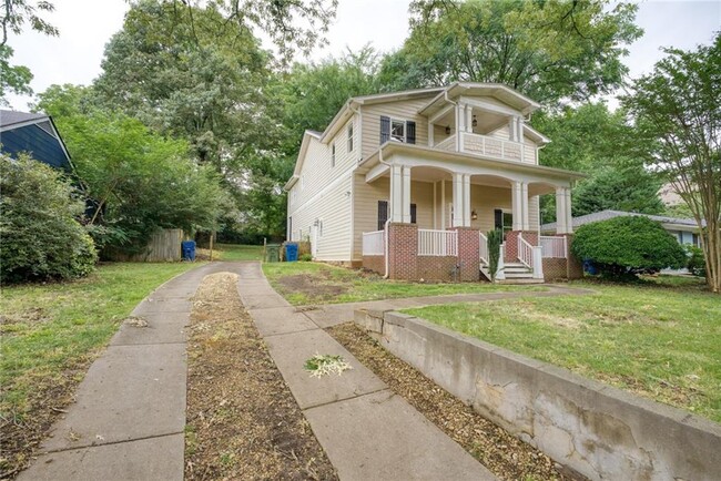 Building Photo - 274 Rocky Ford Rd NE