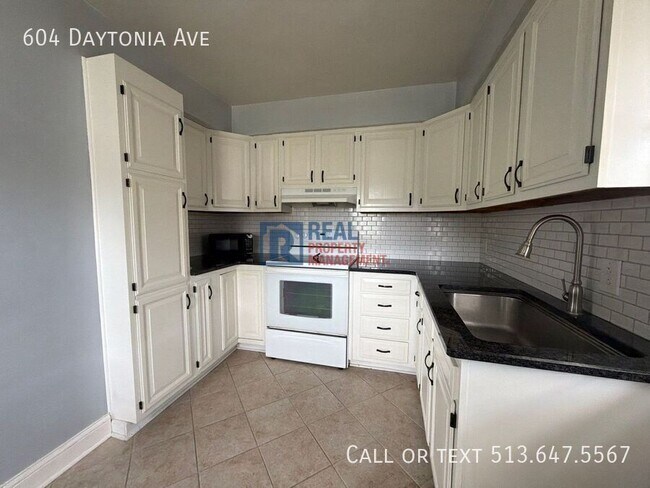 Building Photo - 604 Daytonia Ave