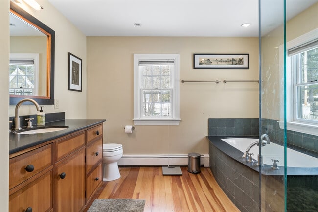 Building Photo - 239 Foreside Rd