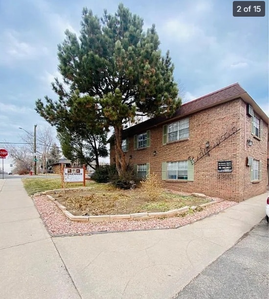 Building Photo - 3300 S Clarkson St