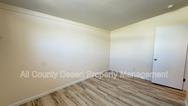 Building Photo - 74069 Velardo Dr