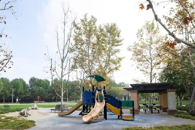 Building Photo - 89 Devonshire