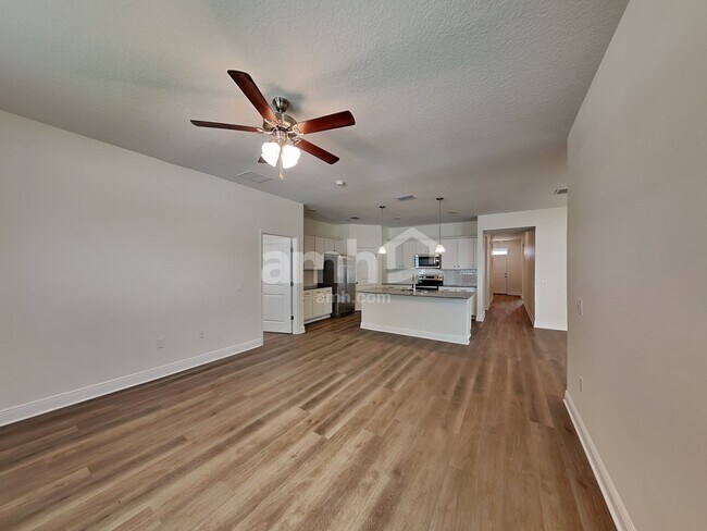 Building Photo - 1134 Heavenly Dr