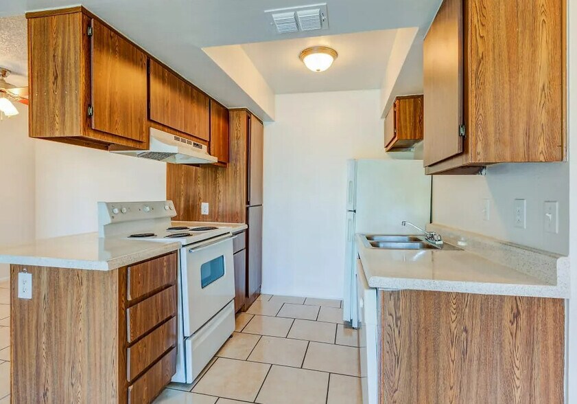 The Falls Apts 5830 N 67th Ave Glendale AZ 85301 Apartment Finder