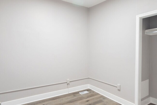 Building Photo - 1237 Carroll St