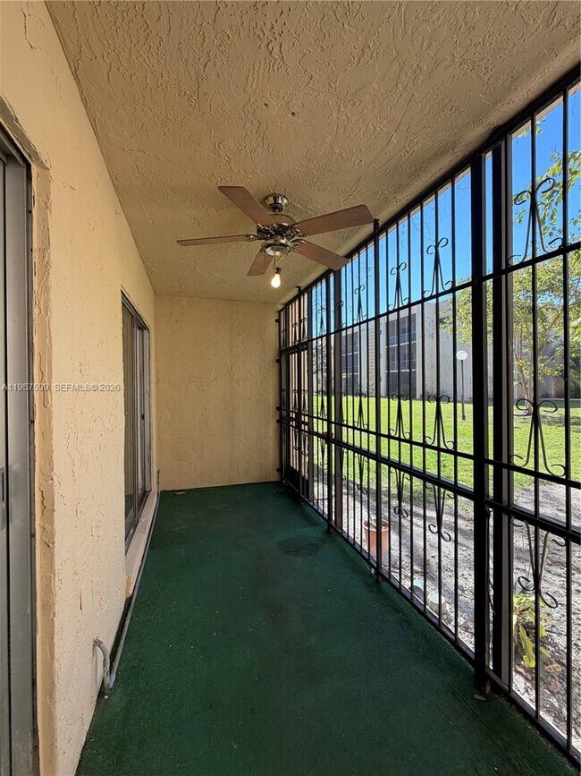 Building Photo - 8401 SW 107th Ave