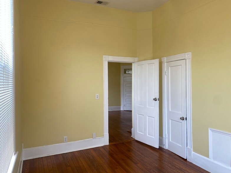 Building Photo - 1116 Habersham St