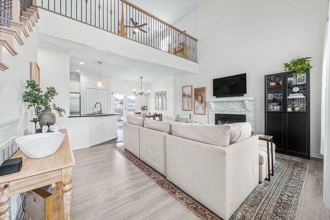 Building Photo - Pet Friendly Four Bedroom!