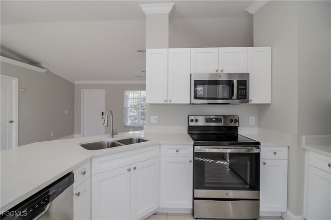 Building Photo - 3409 28th St W