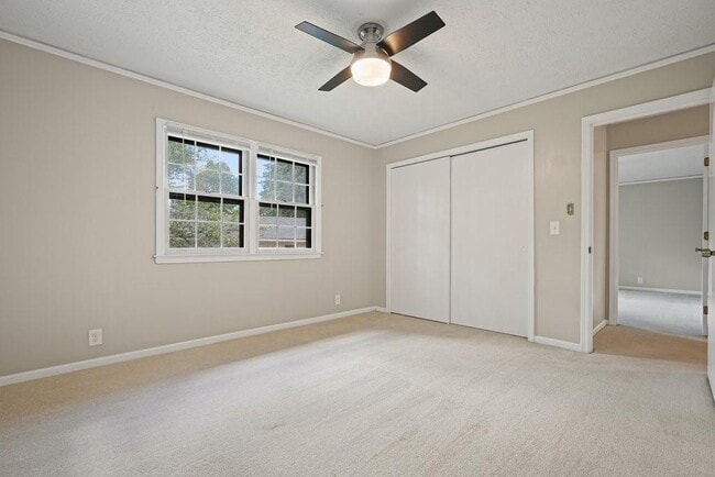 Building Photo - 1524 Brompton Ct