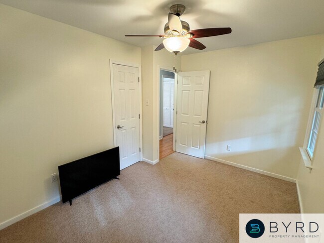 Building Photo - 112 Monath Rd