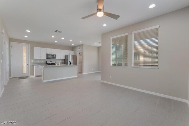 Building Photo - 11236 Rainbow Peak Ave