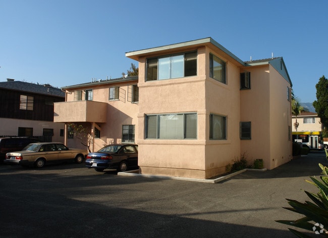 Building Photo - 2907 State St