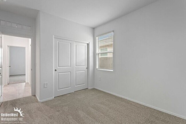 Building Photo - Charming 3Bdm 2Ba Home in Coolidge!