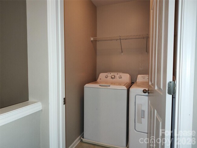 Building Photo - 8952 Kirkley View Ct