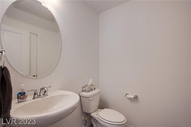 Building Photo - 8307 Red Lily St