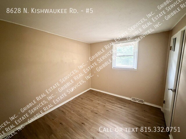 Building Photo - 8628 N Kishwaukee Rd