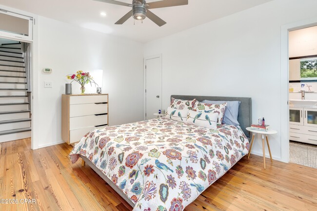 Building Photo - 2979 S County Hwy 395