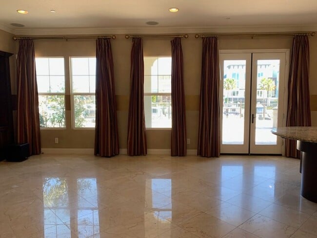 Building Photo - Boat Dock Home | Gated Community | Oxnard ...