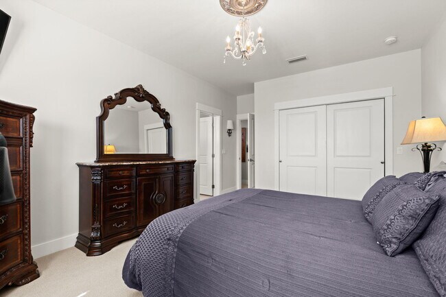 Building Photo - 4319 Sunset Beach Cir