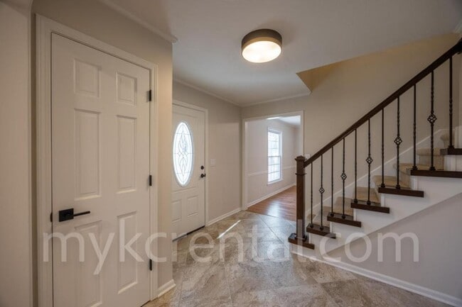 Building Photo - 12012 Ensley Ln