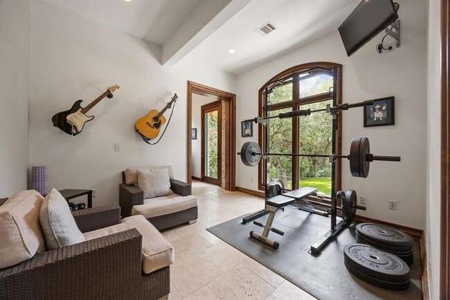 Building Photo - 2805 Calaw Cove