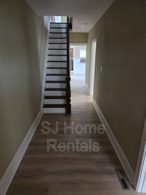 Building Photo - 649 Bordentown Rd