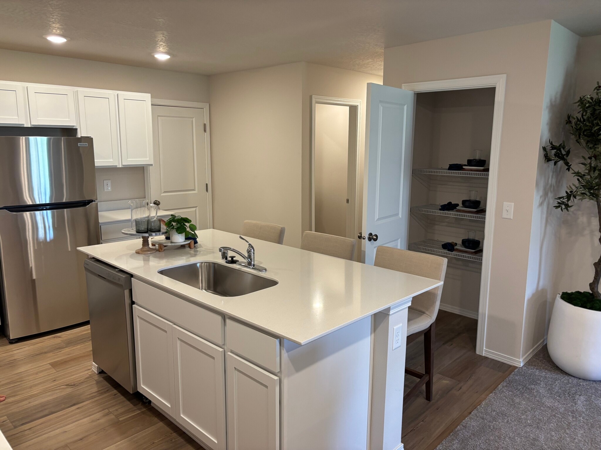 View of pantry - 94 E Spirea Ln