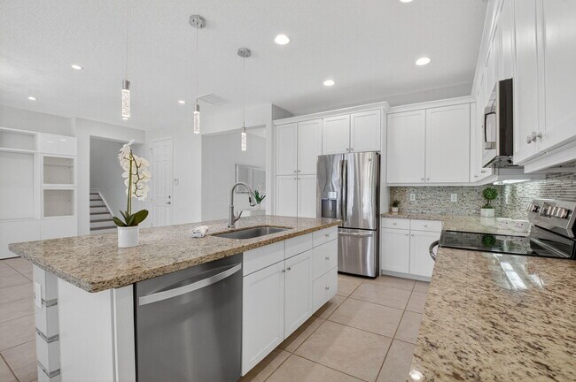 Building Photo - 8101 Ironstone Dr