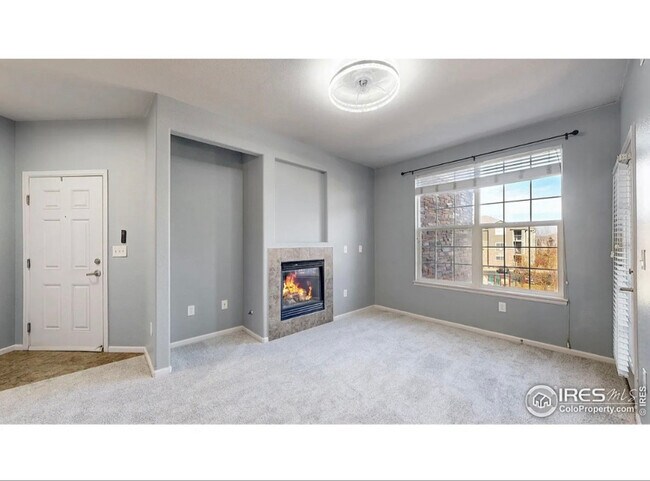 Building Photo - 1465 Blue Sky Cir