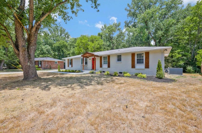 Building Photo - 5009 Suter Dr