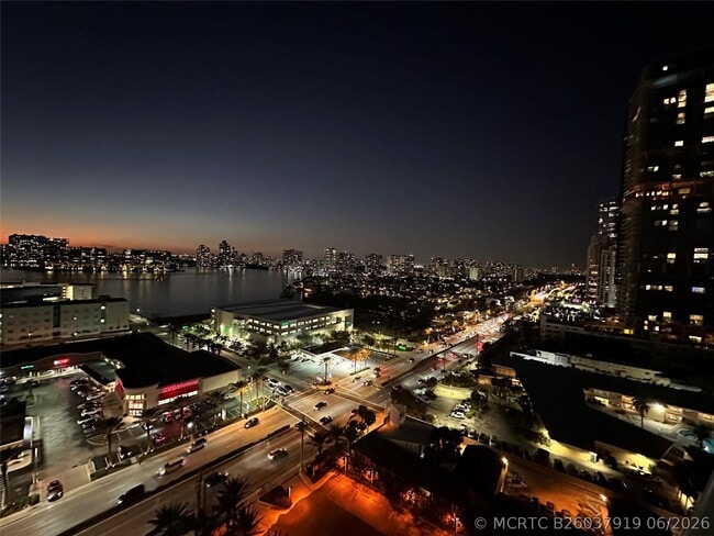Building Photo - 18201 Collins Ave