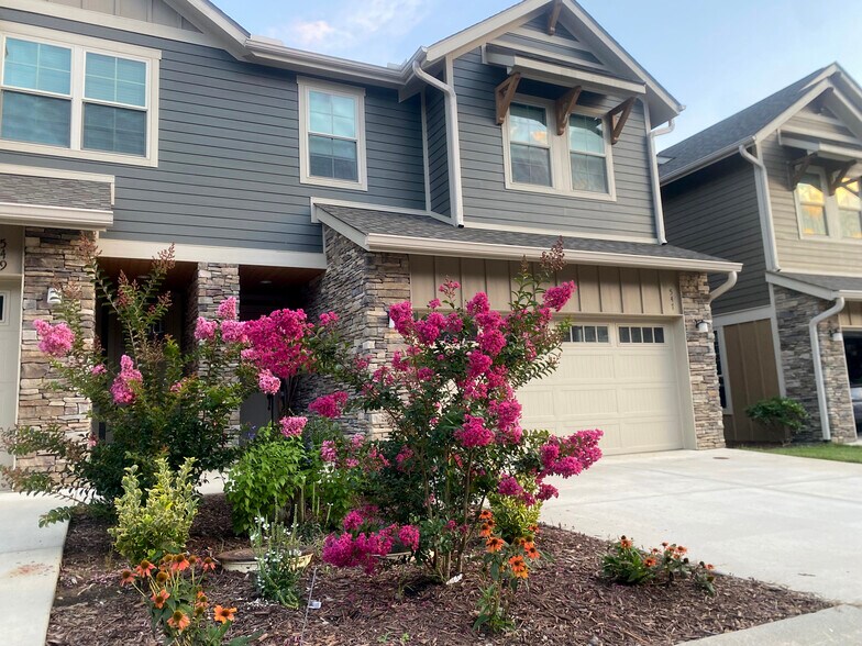 Outside view - 547 Sweet Birch Park Ln