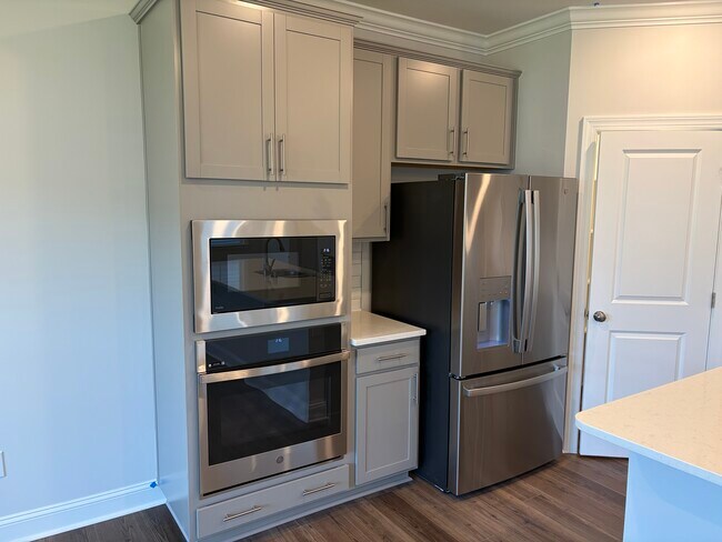 Building Photo - 769 Emerald Bay Cir