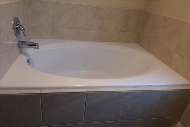 Building Photo - 2522 Sturgeon Wy