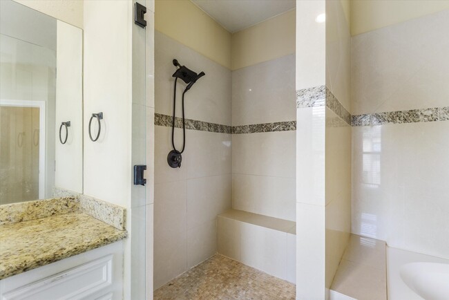 Building Photo - 3034 Orchard Ct