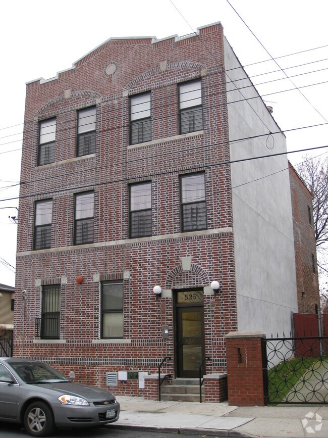 526 Elton St 526 Elton St Brooklyn NY 11208 Apartment Finder
