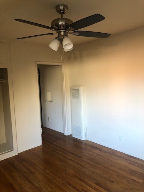 Building Photo - 731 S Mansfield Ave