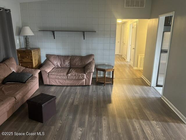 Building Photo - 1470 Thornton Ave