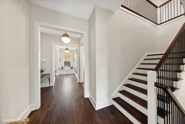 Building Photo - 5913 Flagg Creek Ln