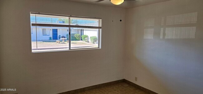 Building Photo - 104 S Allen