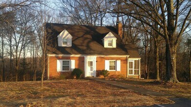 Building Photo - Call to schedule your appointment