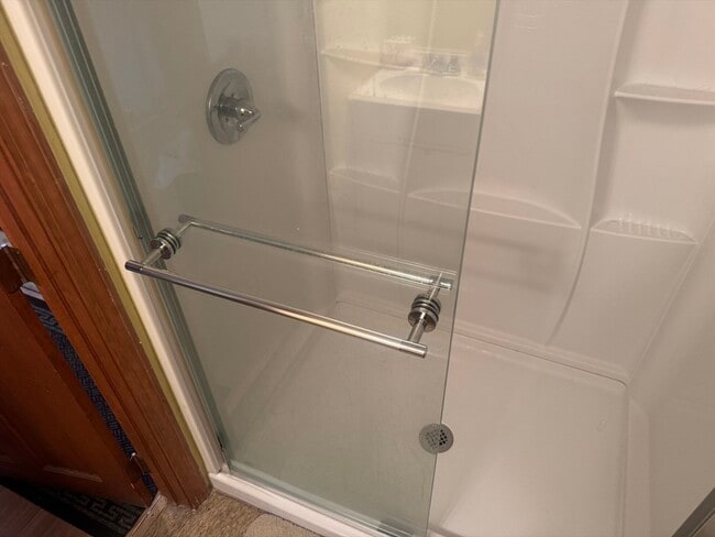 Building Photo - 3 Herbert St